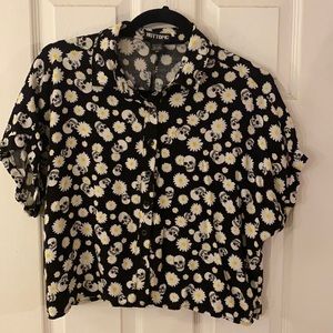 Hot Topic Crop Blouse
